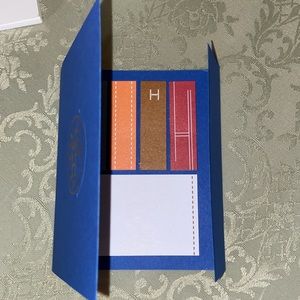 Hermes post it new